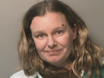 Imagen de Nicole Marie Poole Franklin, la mujer que atropelló a una niña por ser "mexicana" Imagen de Nicole Marie Poole Franklin, la mujer que atropelló a una niña por ser "mexicana"