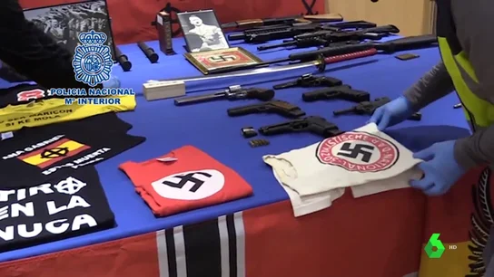 Detenido en Valencia un hombre de ideología nazi por amenazar a periodistas y difundir mensajes de odio Detenido en Valencia un hombre de ideología nazi por amenazar a periodistas y difundir mensajes de odio