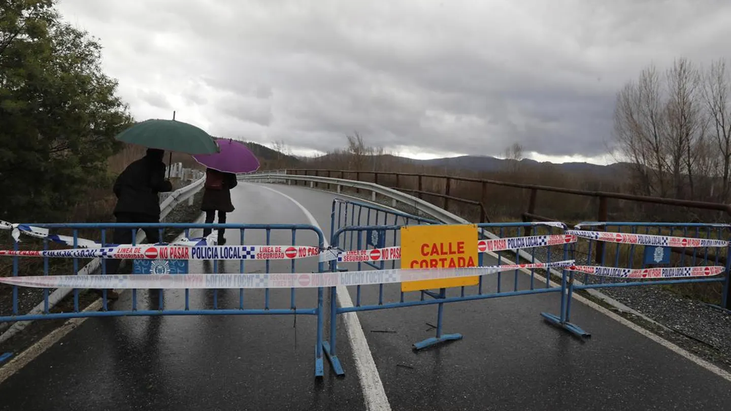 Vista del acceso a la localidad de Toral de Merayo, en el municipio de Ponferrada Vista del acceso a la localidad de Toral de Merayo, en el municipio de Ponferrada