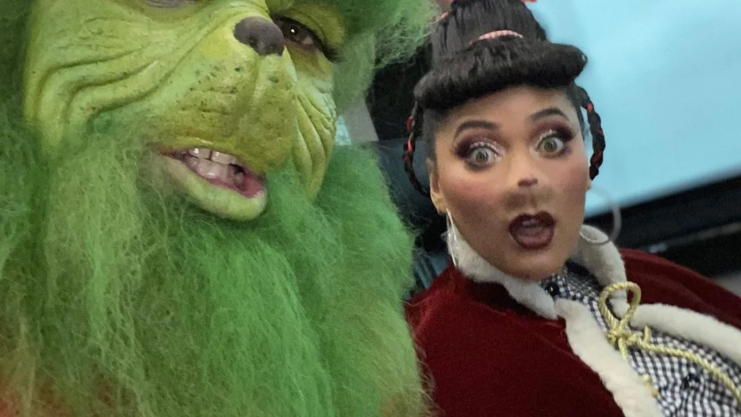 Stephen 'Grinch' Curry y su mujer