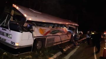 Imagen del autobús accidentado en Guatemala