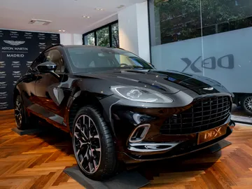 Aston Martin DBX Aston Martin DBX