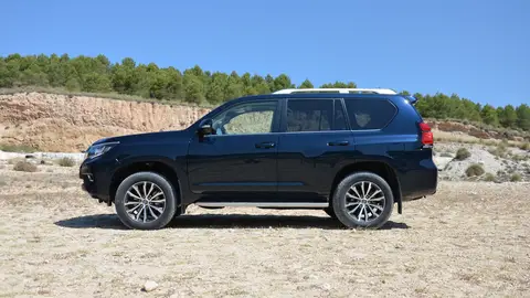 Toyota Land Cruiser Limited Toyota Land Cruiser Limited