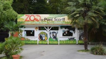 Fachada de la entrada al Zoo de Pont Scorff, en Francia.