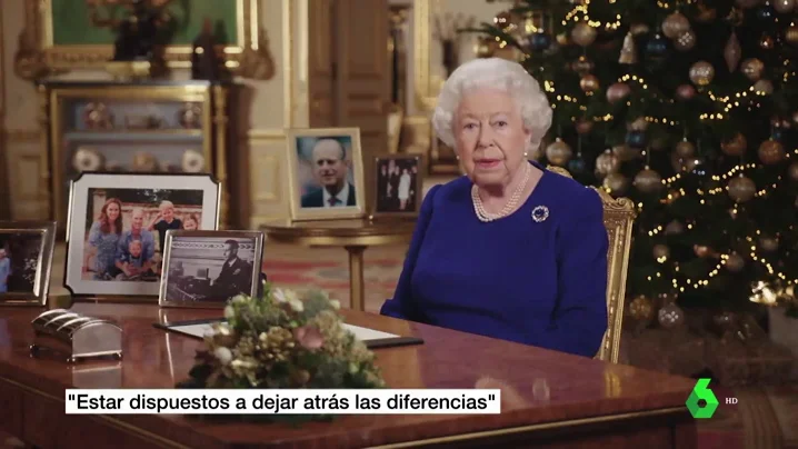  La reina Isabel II llama a la "reconciliación" tras un año "lleno de obstáculos" en Reino Unido