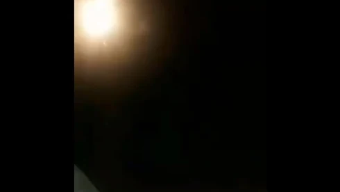 Imagen del vídeo en el que, presuntamente, se puede ver al misil impactando contra un avión Imagen del vídeo en el que, presuntamente, se puede ver al misil impactando contra un avión