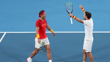 Nadal y Carreño pasan a España a semifinales
