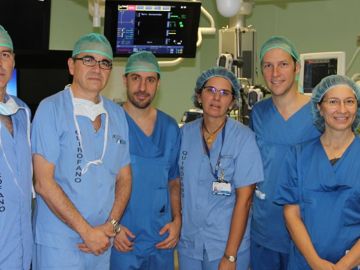 Equipo del Hospital Clínico San Carlos en Madrid Equipo del Hospital Clínico San Carlos en Madrid