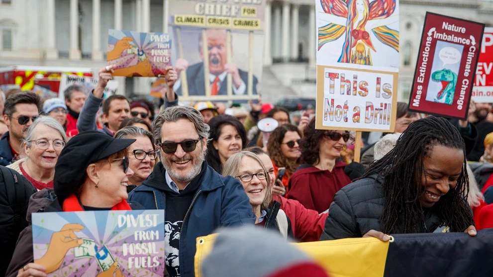 Joaquin Phoenix en una manifestación en Washington