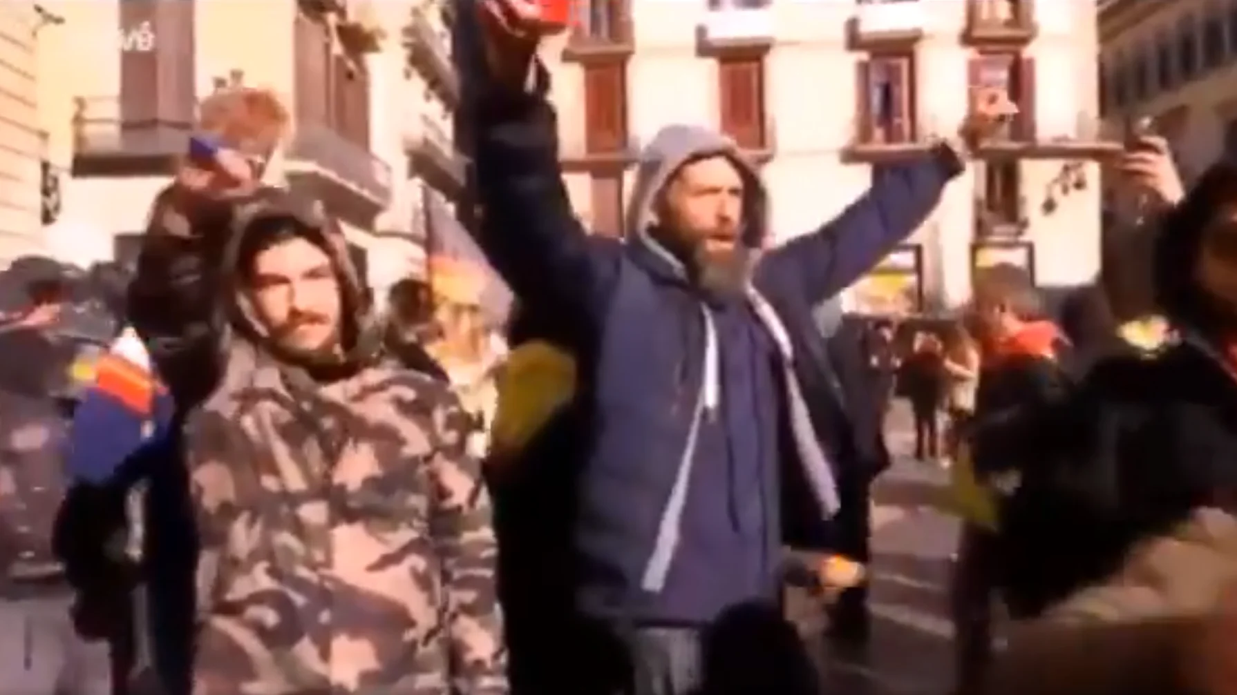 Manifestación de Vox en la plaza de Sant Jaume