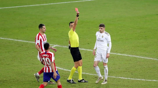Tarjeta roja a Valverde en la Supercopa de España Tarjeta roja a Valverde en la Supercopa de España