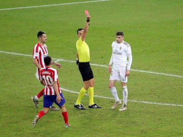 Tarjeta roja a Valverde en la Supercopa de España Tarjeta roja a Valverde en la Supercopa de España