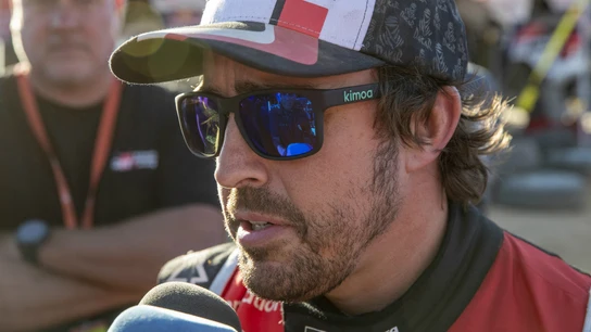 Fernando Alonso, ante los medios Fernando Alonso, ante los medios