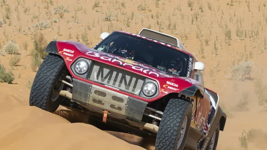 Carlos Sainz, con el MINI Carlos Sainz, con el MINI