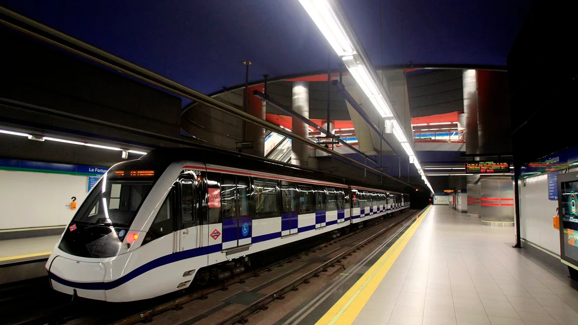 Imagen de archivo de un tren de Metro de Madrid