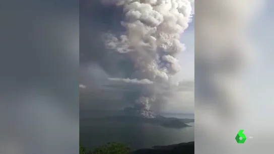 Volcán Taal en Filipinas Volcán Taal en Filipinas