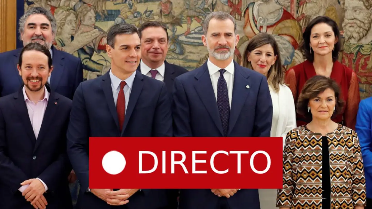Toma de posesión de los ministros del Gobierno de Pedro Sánchez | Puigdemont y Comín en Estrasburgo, última hora en directo Toma de posesión de los ministros del Gobierno de Pedro Sánchez | Puigdemont y Comín en Estrasburgo, última hora en directo