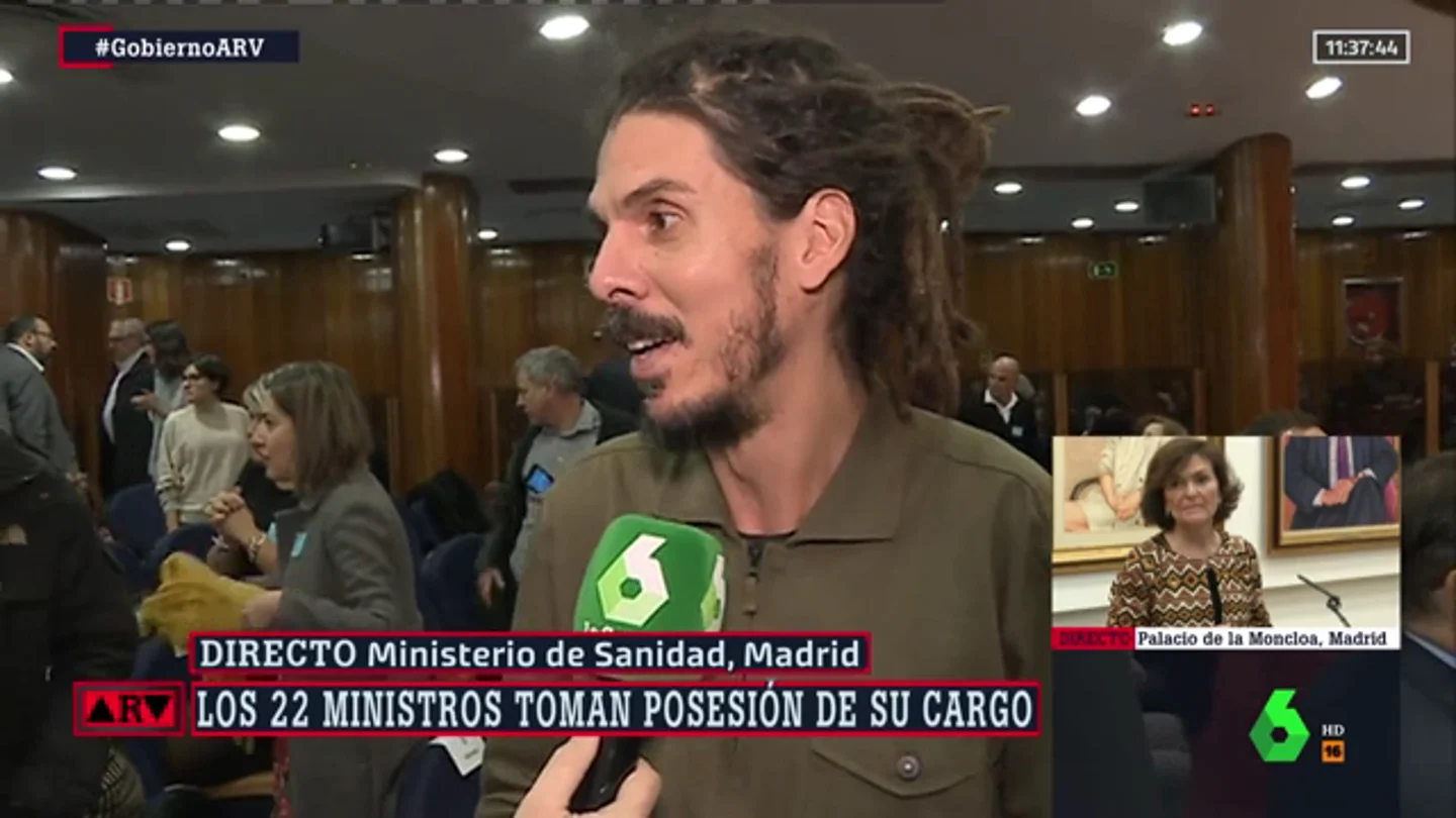 Alberto Rodríguez, tras la toma de posesión del Gobierno de coalición: "Esto es histórico" Alberto Rodríguez, tras la toma de posesión del Gobierno de coalición: "Esto es histórico"
