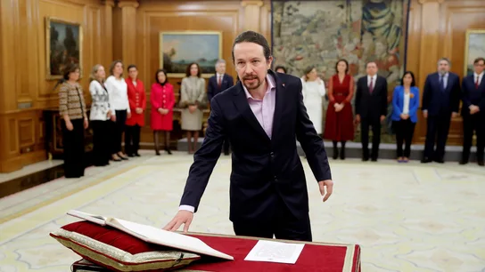 Pablo Iglesias promete su cargo Jura de ministros del nuevo gobierno