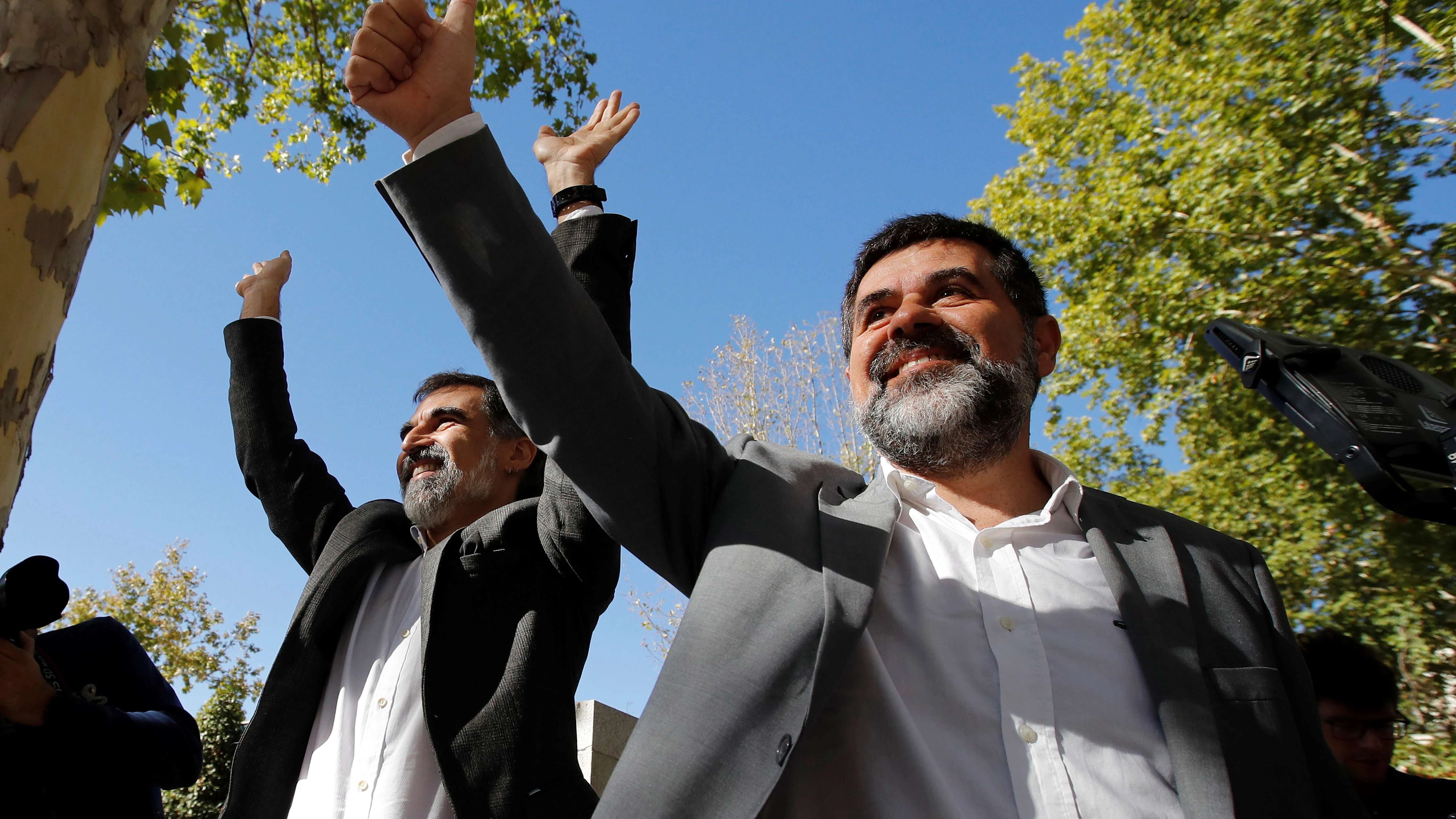 El presidente de Òmnium Cultural, Jordi Cuixart, y el expresidente de la ANC Jordi Sànchez