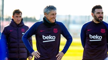 Quique Setién dirige su primer entrenamiento con el FC Barcelona
