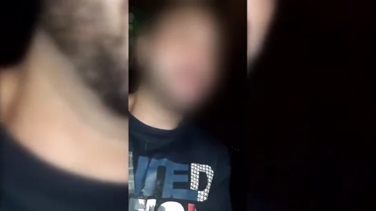 El joven que se quedó atrapado en un bar borracho El joven que se quedó atrapado en un bar borracho