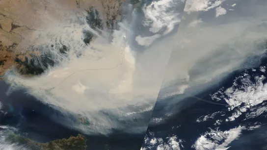 Vista del humo de los incendios de Australia Vista del humo de los incendios de Australia