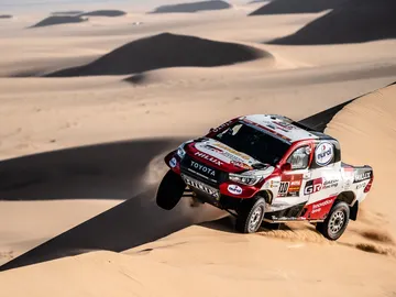 Fernando Alonso y Marc Coma ya son décimos Fernando Alonso y Marc Coma ya son décimos