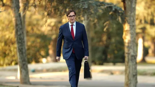 El ministro de Sanidad, Salvador Illa, en su primer día en La Moncloa El ministro de Sanidad, Salvador Illa