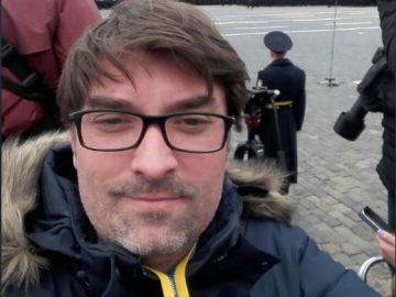 El periodista español Manuel Regalado El periodista español Manuel Regalado