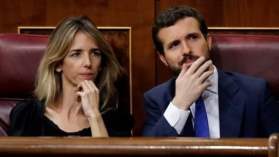 Cayetana Álvarez de Toledo y Pablo Casado Cayetana Álvarez de Toledo y Pablo Casado