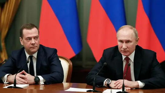 Putin y Medvedev Putin y Medvedev