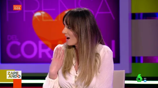 La reacción de Anna Simon al descubrir que sale en la portada de una revista: "¿Me han pillado?" La reacción de Anna Simon al descubrir que sale en la portada de una revista: "¿Me han pillado?"