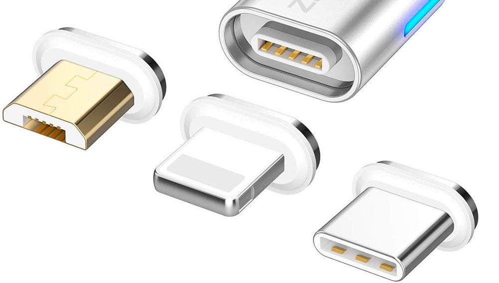 Adaptador tres en uno