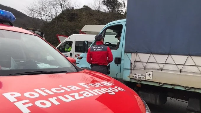 El camionero denunciado por conducir viendo una telenovela