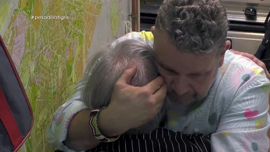 El mensaje de aliento de Chicote a una cocinera hundida: "Una mujer con tanto valor como tú no debería llorar nunca" El mensaje de aliento de Chicote a una cocinera hundida: "Una mujer con tanto valor como tú no debería llorar nunca"