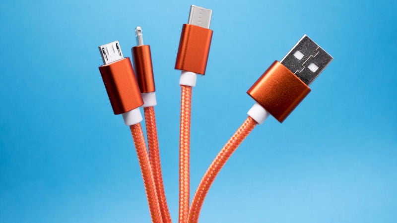 Los nuevos USB Tipo C multiplicarán a la velocidad que se carga tu móvil