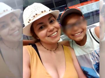 Karina con su hijo Enoc, secuestrado Karina con su hijo Enoc, secuestrado
