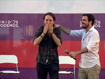 Pablo Iglesias y Alberto Garzón Pablo Iglesias y Alberto Garzón