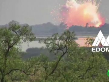 Imagen de la explosión en un almacén de pirotecnia en México Imagen de la explosión en un almacén de pirotecnia en México