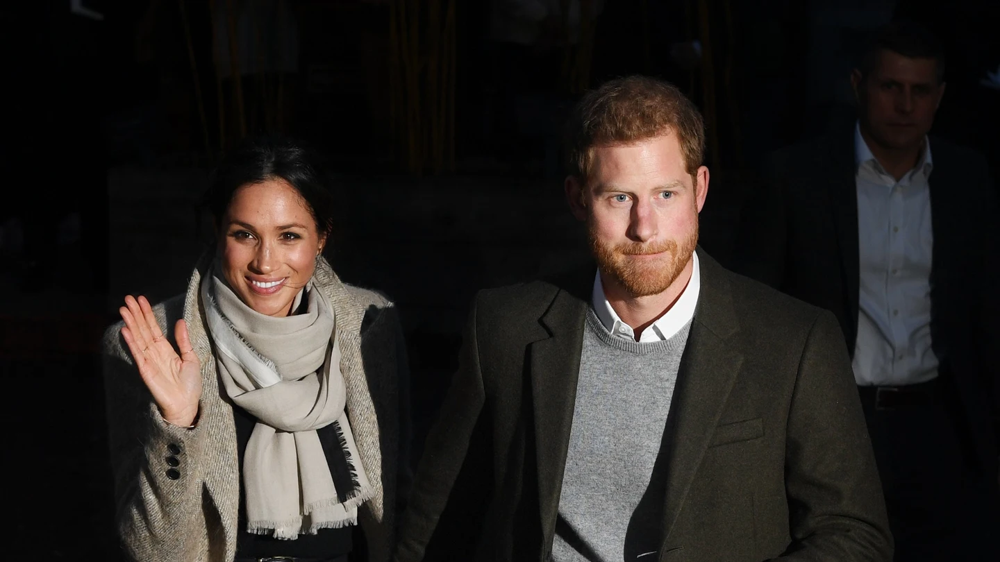 El príncipe Enrique de Inglaterra y su esposa Meghan Markle El príncipe Enrique de Inglaterra y su esposa Meghan Markle