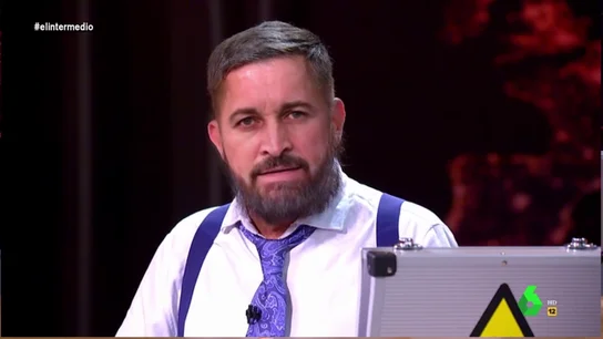 Así ha sido la transformación de Wyoming en Santiago Abascal: "Bienvenidos a 'Entrevistas por la cara'... y por España" Así ha sido la transformación de Wyoming en Santiago Abascal: "Bienvenidos a 'Entrevistas por la cara'... y por España"