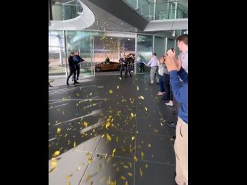 McLaren prepara un homenaje a Carlos Sainz McLaren prepara un homenaje a Carlos Sainz