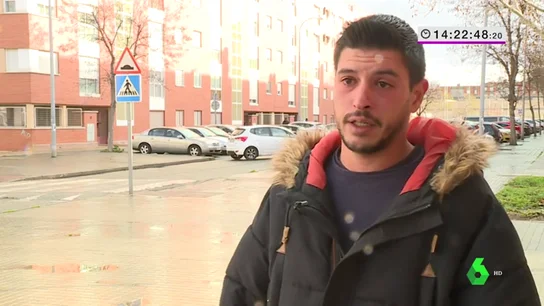 Las lágrimas de Alfonso, el adiestrador de la perra Pocahontas robada: "Que piensen en la niña y la devuelvan por favor" Las lágrimas de Alfonso, el adiestrador de la perra Pocahontas robada: "Que piensen en la niña y la devuelvan por favor"