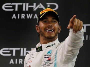 Lewis Hamilton pide 55 millones de euros anuales Lewis Hamilton pide 55 millones de euros anuales