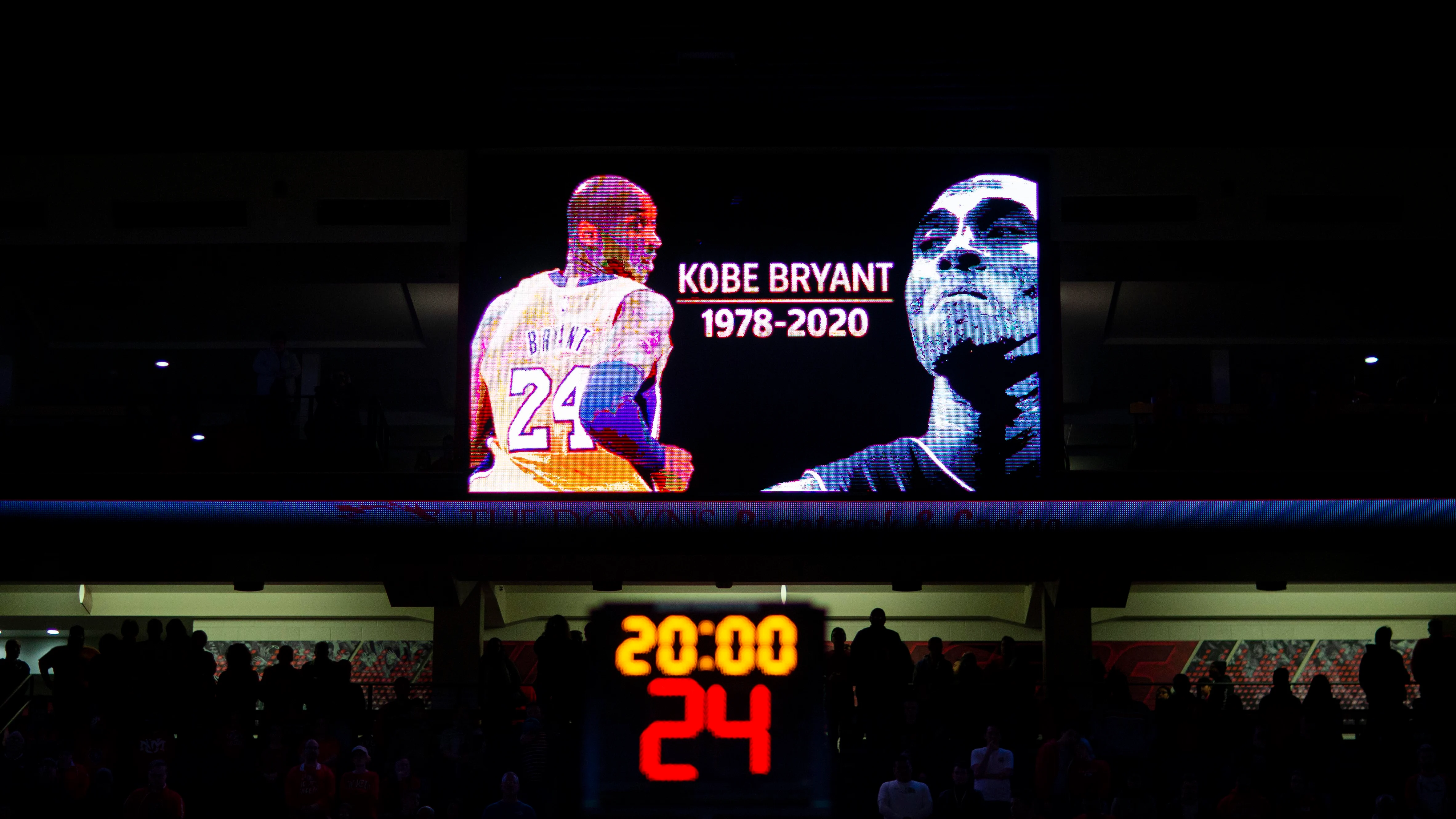 Uno de los múltiples homenajes en memoria de Kobe Bryant