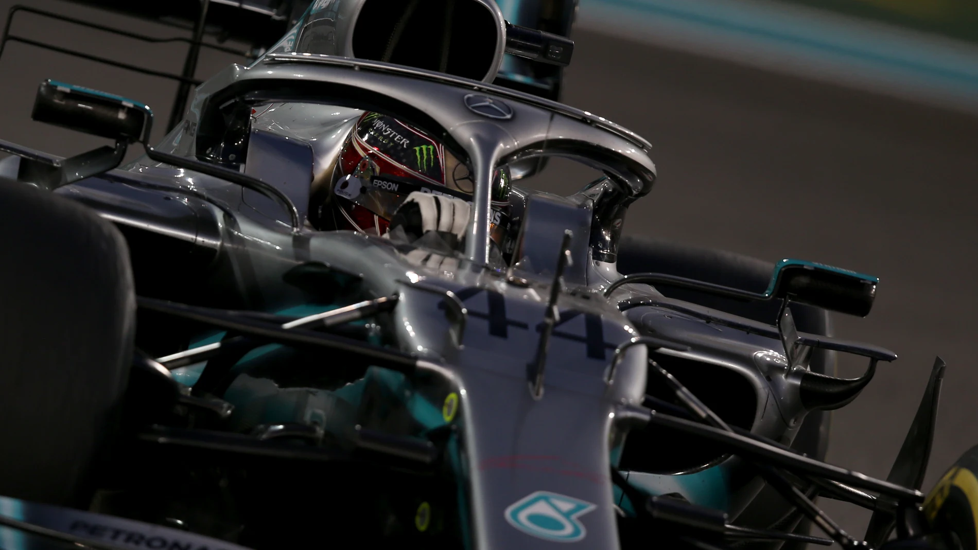Mercedes desmiente su marcha de la F1