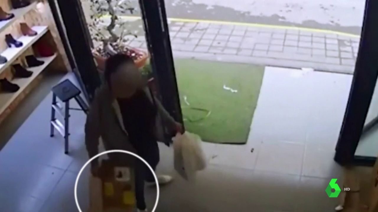 La mujer que robó 40 Satisfyer en Alicante se los repartió a sus vecinas