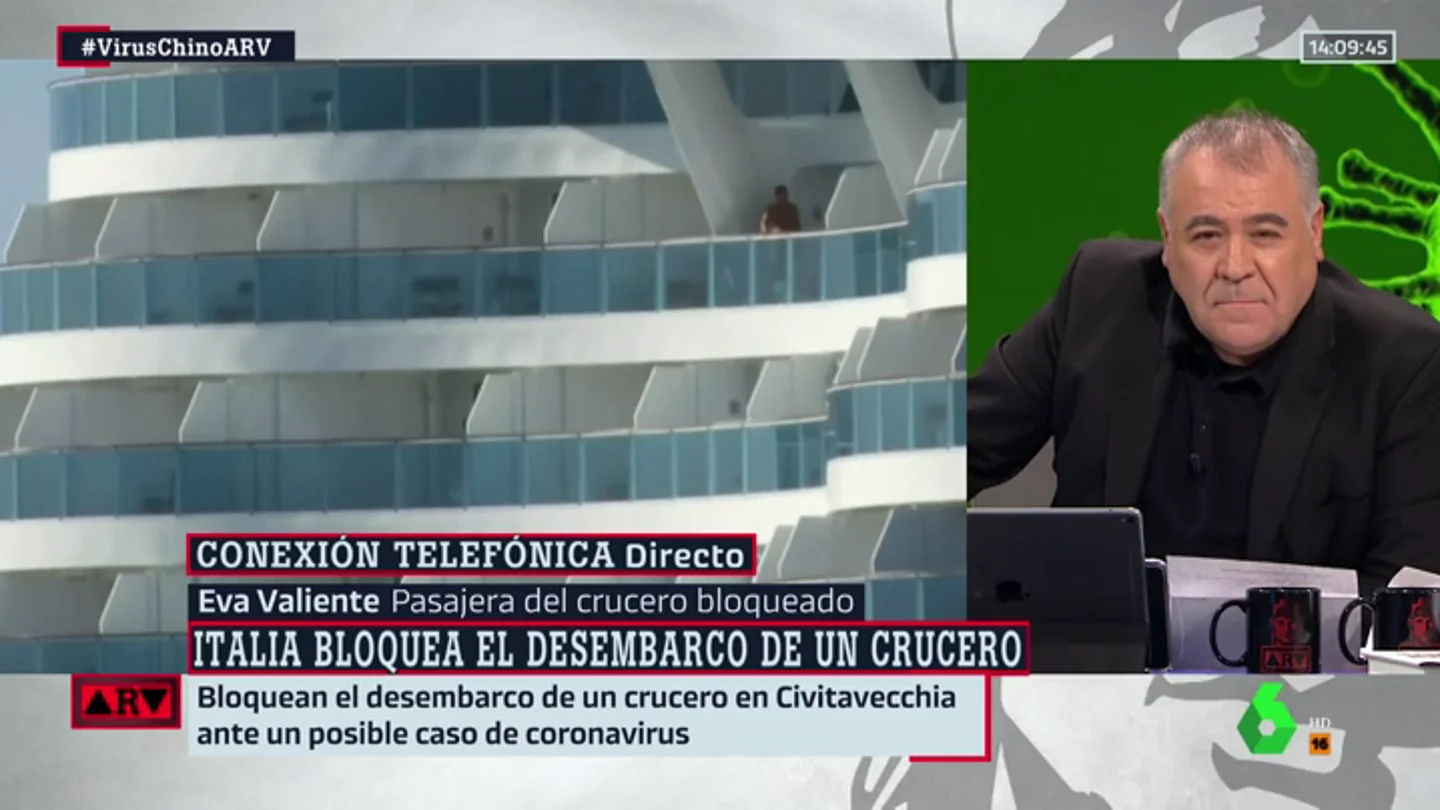 Habla una pasajera del crucero bloqueado por un caso sospechoso de coronavirus: "No bajamos del barco desde el martes" Habla una pasajera del crucero bloqueado por un caso sospechoso de coronavirus: "No bajamos del barco desde el martes"