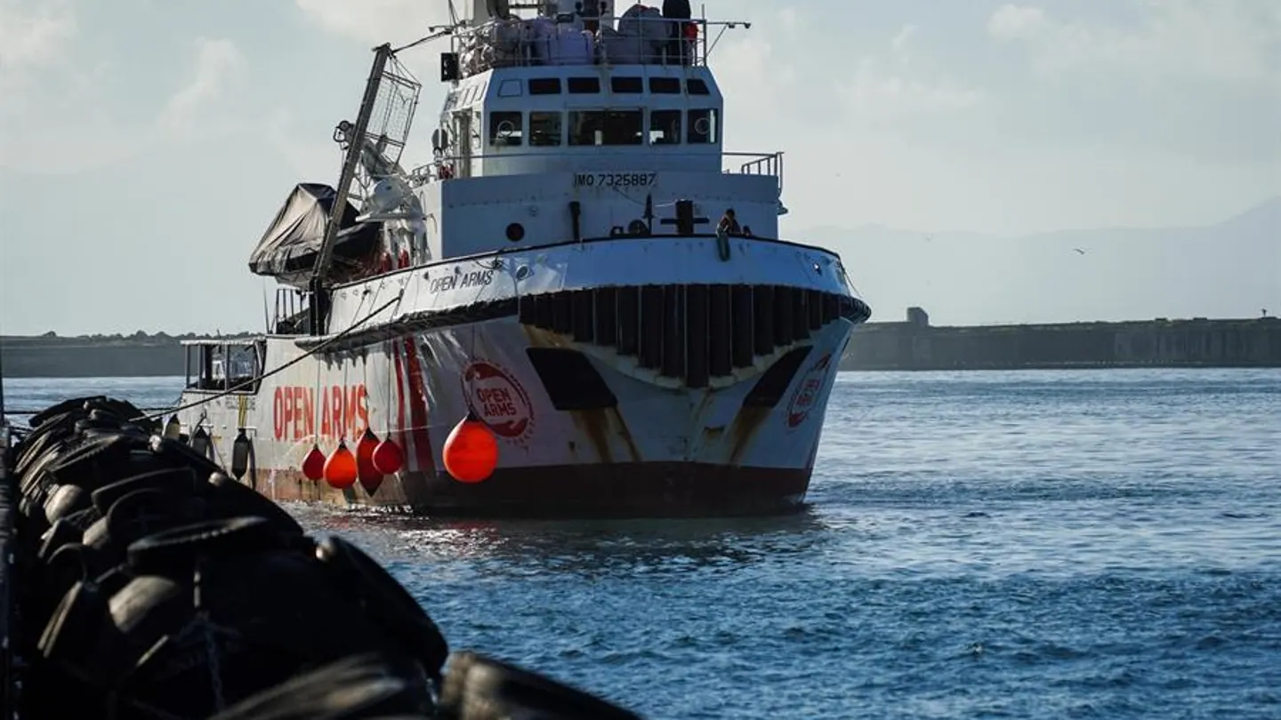Open Arms solicita un puerto europeo para desembarcar a 363 migrantes Open Arms solicita un puerto europeo para desembarcar a 363 migrantes